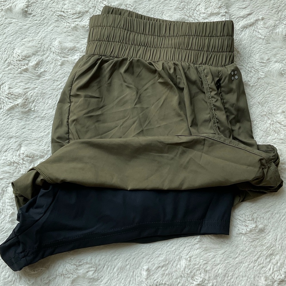 ACTA High Waisted Shorts w/Liner - Olive Green - Picture 2 of 5